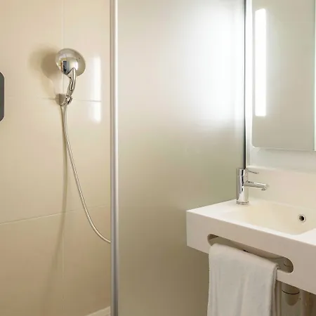 Purpan Zenith Hotell 2*